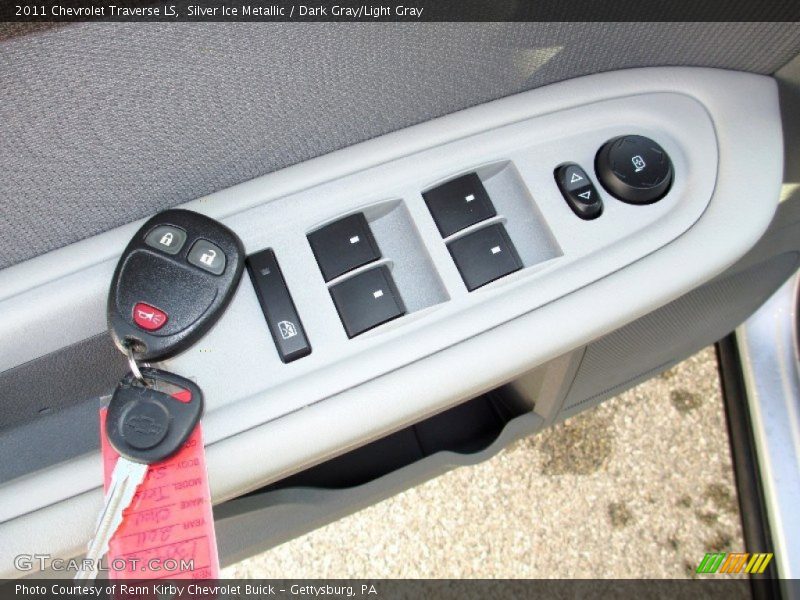 Silver Ice Metallic / Dark Gray/Light Gray 2011 Chevrolet Traverse LS