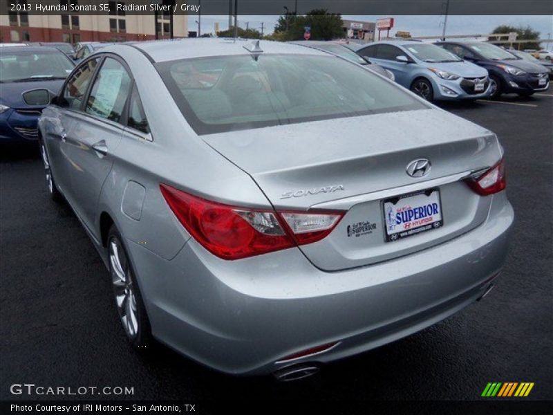 Radiant Silver / Gray 2013 Hyundai Sonata SE