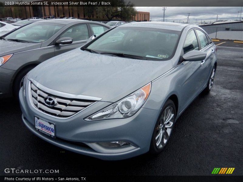 Iridescent Silver Blue Pearl / Black 2013 Hyundai Sonata SE