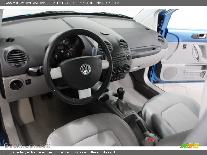 Techno Blue Metallic / Grey 2000 Volkswagen New Beetle GLX 1.8T Coupe