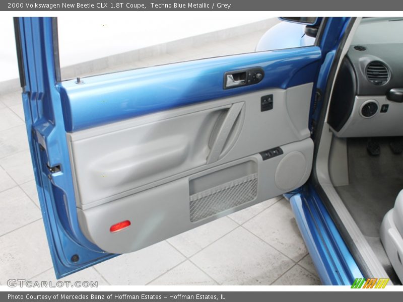 Techno Blue Metallic / Grey 2000 Volkswagen New Beetle GLX 1.8T Coupe
