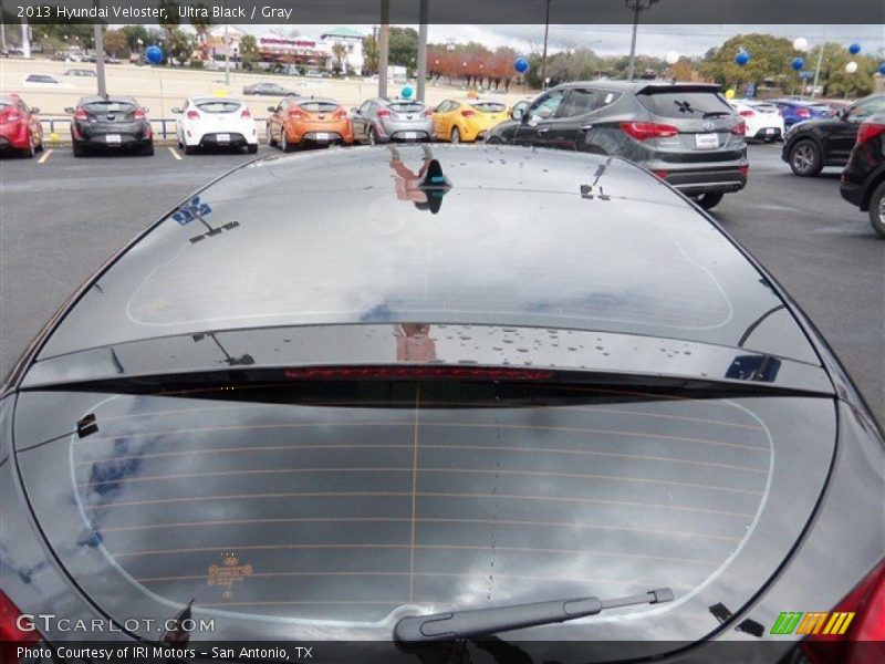 Ultra Black / Gray 2013 Hyundai Veloster