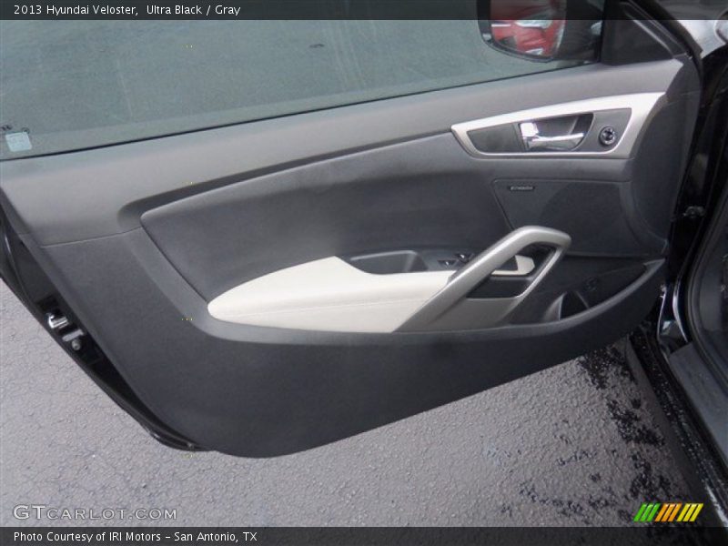 Ultra Black / Gray 2013 Hyundai Veloster