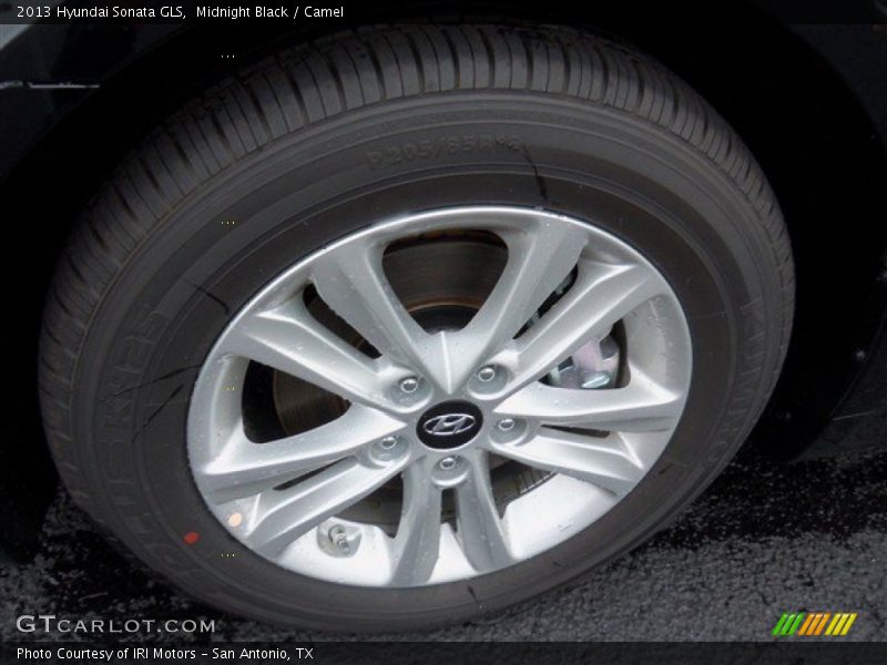 Midnight Black / Camel 2013 Hyundai Sonata GLS