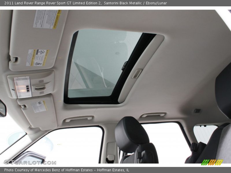 Sunroof of 2011 Range Rover Sport GT Limited Edition 2