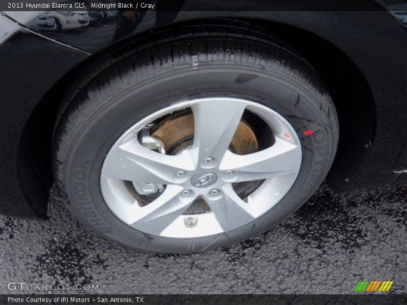 Midnight Black / Gray 2013 Hyundai Elantra GLS