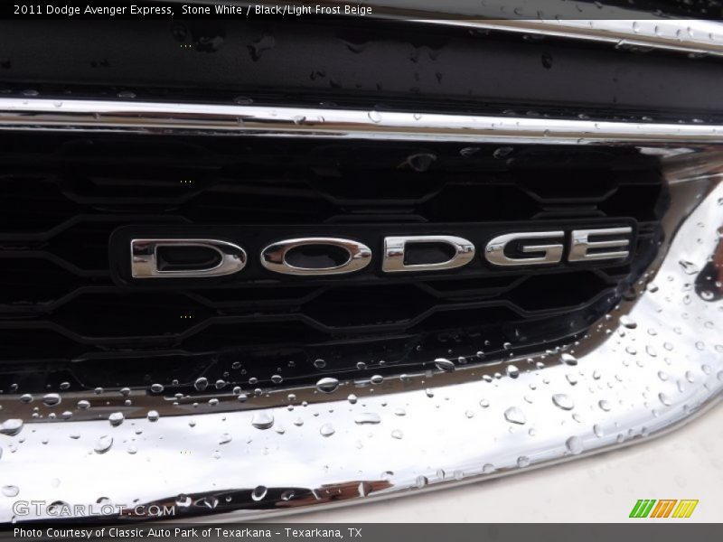 Stone White / Black/Light Frost Beige 2011 Dodge Avenger Express