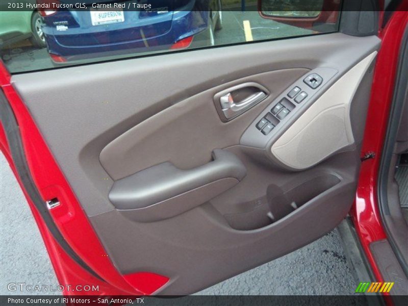 Garnet Red / Taupe 2013 Hyundai Tucson GLS