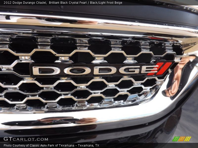 Brilliant Black Crystal Pearl / Black/Light Frost Beige 2012 Dodge Durango Citadel
