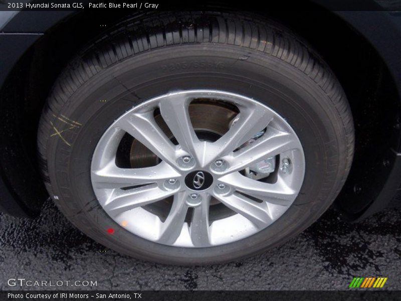 Pacific Blue Pearl / Gray 2013 Hyundai Sonata GLS