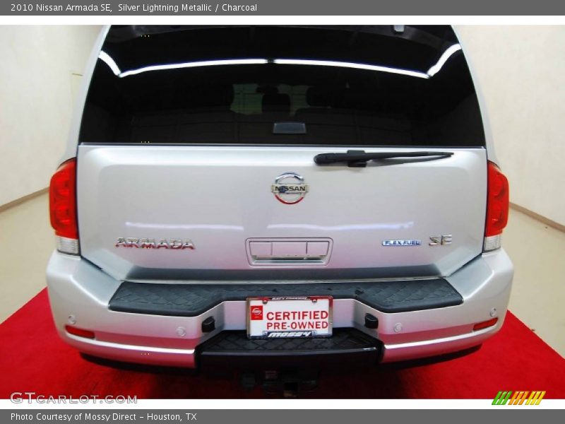 Silver Lightning Metallic / Charcoal 2010 Nissan Armada SE