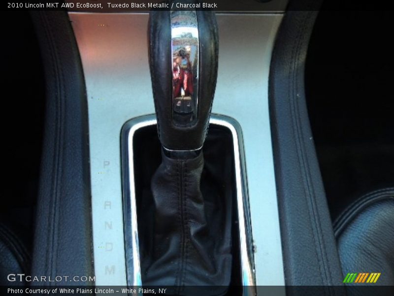 Tuxedo Black Metallic / Charcoal Black 2010 Lincoln MKT AWD EcoBoost
