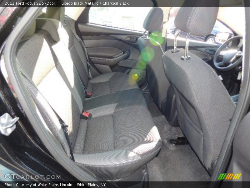 Tuxedo Black Metallic / Charcoal Black 2012 Ford Focus SE 5-Door