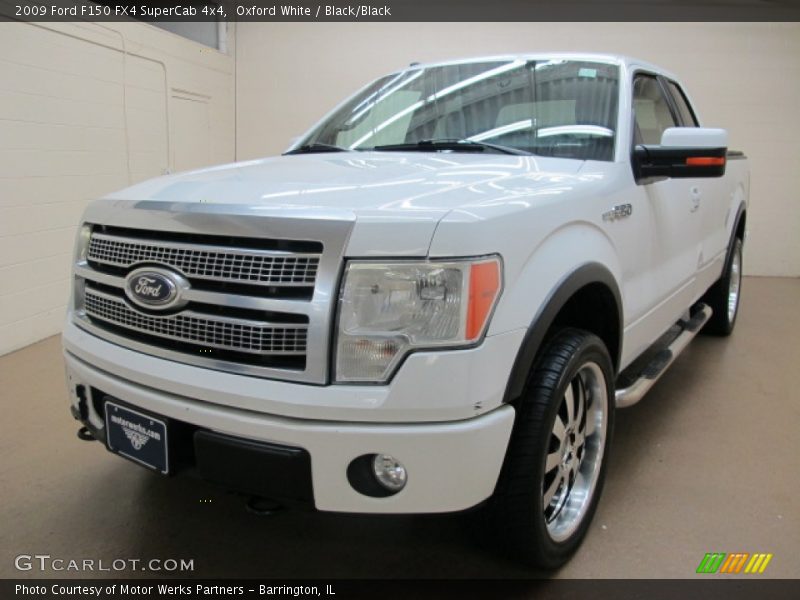 Oxford White / Black/Black 2009 Ford F150 FX4 SuperCab 4x4