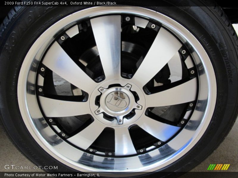 Oxford White / Black/Black 2009 Ford F150 FX4 SuperCab 4x4