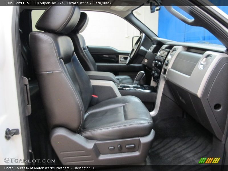 Oxford White / Black/Black 2009 Ford F150 FX4 SuperCab 4x4