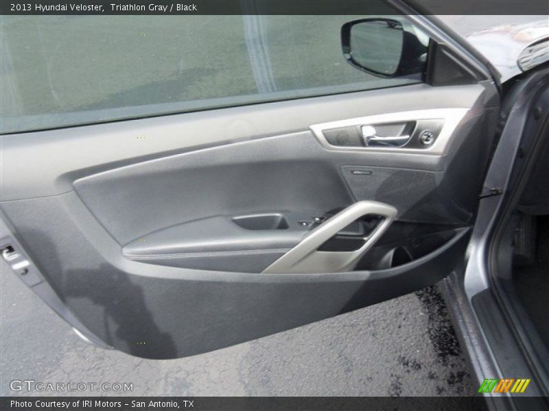 Triathlon Gray / Black 2013 Hyundai Veloster
