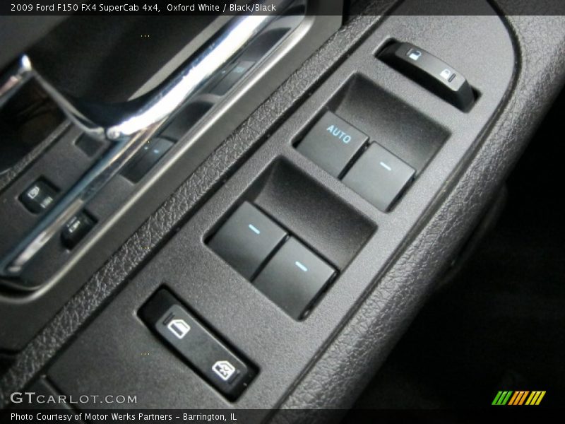 Controls of 2009 F150 FX4 SuperCab 4x4