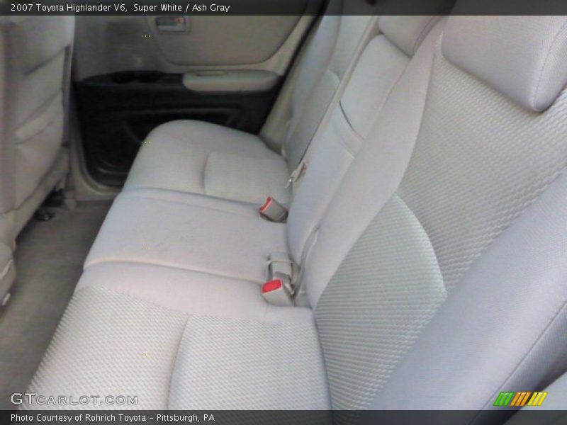 Super White / Ash Gray 2007 Toyota Highlander V6