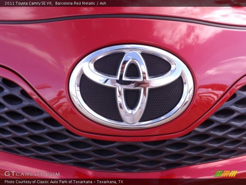 Barcelona Red Metallic / Ash 2011 Toyota Camry SE V6