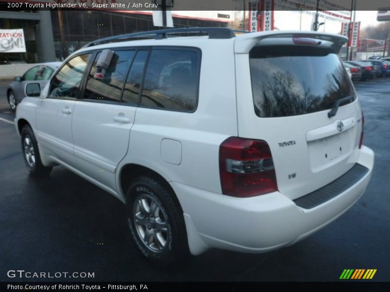 Super White / Ash Gray 2007 Toyota Highlander V6