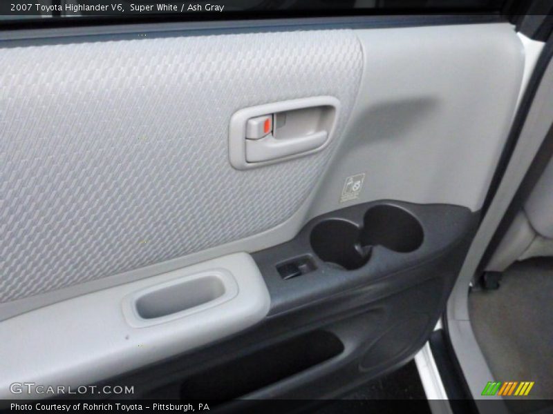 Super White / Ash Gray 2007 Toyota Highlander V6