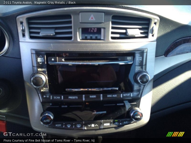 Magnetic Gray Metallic / Black 2011 Toyota Avalon