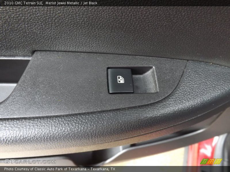 Merlot Jewel Metallic / Jet Black 2010 GMC Terrain SLE