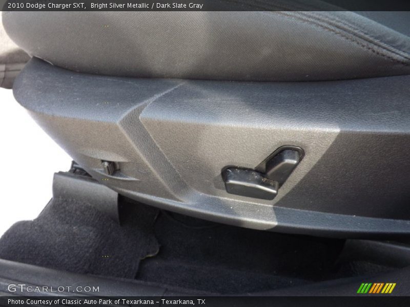 Bright Silver Metallic / Dark Slate Gray 2010 Dodge Charger SXT