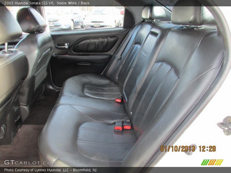 Noble White / Black 2003 Hyundai Sonata GLS V6