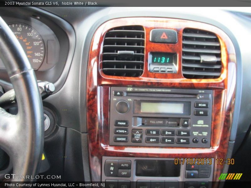 Noble White / Black 2003 Hyundai Sonata GLS V6