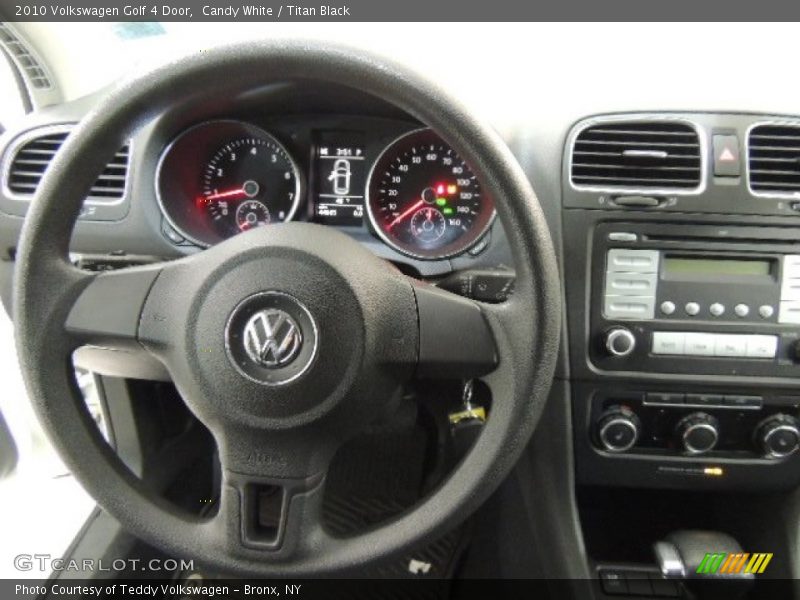 Candy White / Titan Black 2010 Volkswagen Golf 4 Door