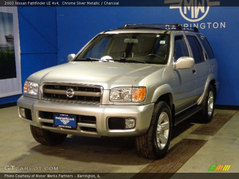 Chrome Silver Metallic / Charcoal 2003 Nissan Pathfinder LE 4x4