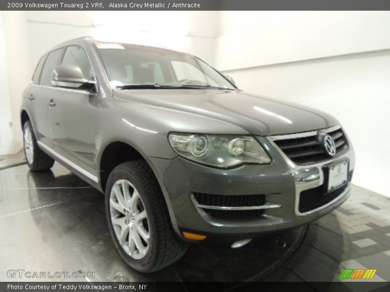 Alaska Grey Metallic / Anthracite 2009 Volkswagen Touareg 2 VR6