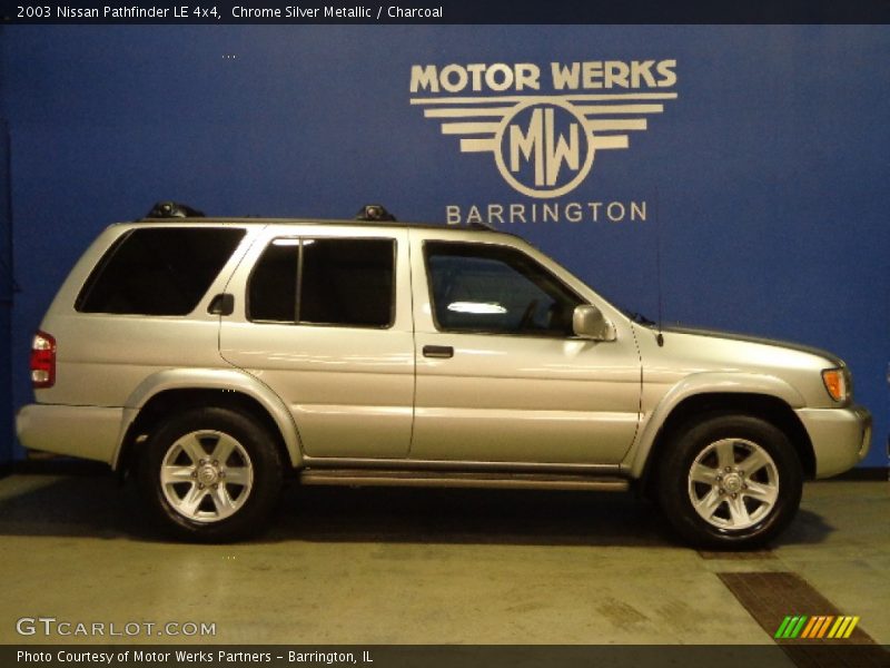 Chrome Silver Metallic / Charcoal 2003 Nissan Pathfinder LE 4x4