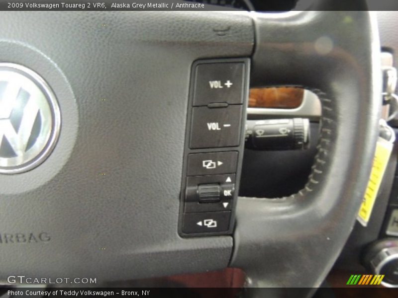 Alaska Grey Metallic / Anthracite 2009 Volkswagen Touareg 2 VR6