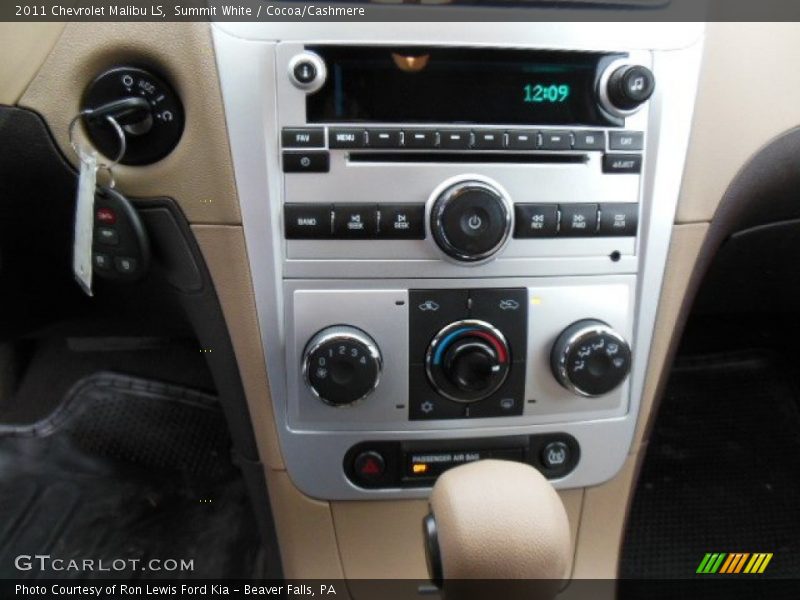 Summit White / Cocoa/Cashmere 2011 Chevrolet Malibu LS