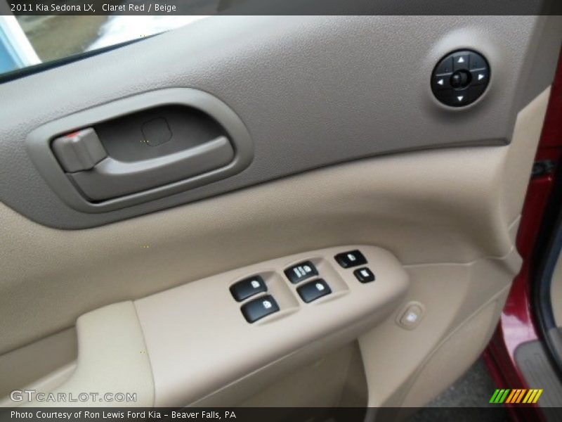 Claret Red / Beige 2011 Kia Sedona LX