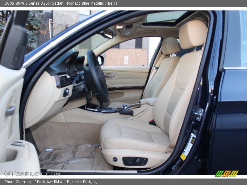 Front Seat of 2009 3 Series 335xi Sedan