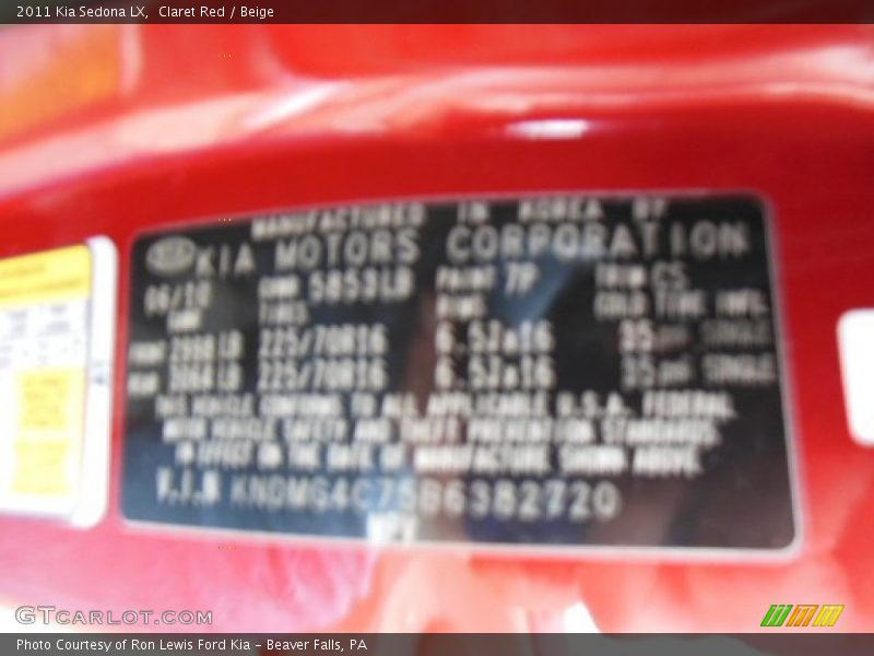 Claret Red / Beige 2011 Kia Sedona LX