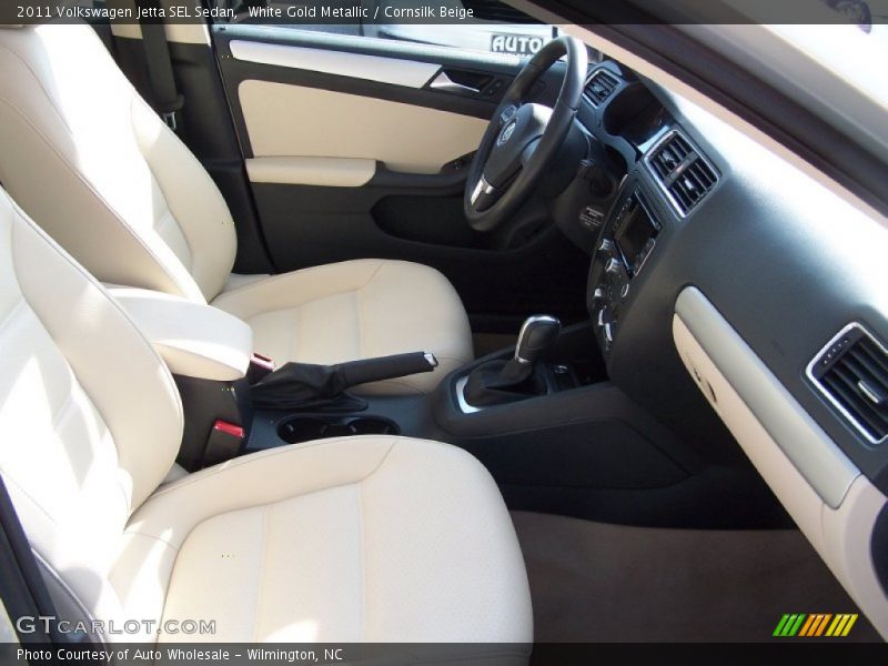 White Gold Metallic / Cornsilk Beige 2011 Volkswagen Jetta SEL Sedan