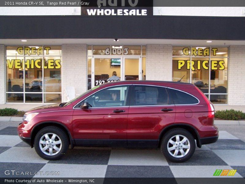 Tango Red Pearl / Gray 2011 Honda CR-V SE