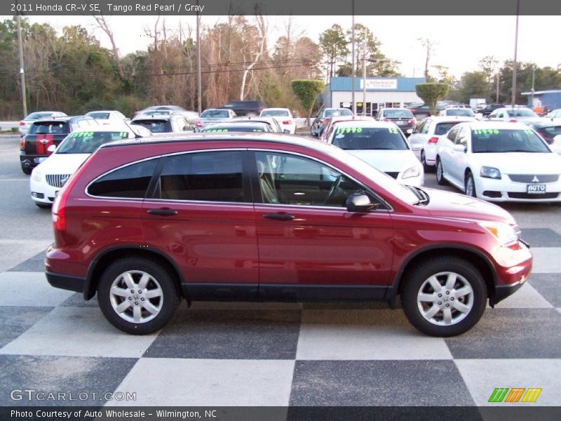 Tango Red Pearl / Gray 2011 Honda CR-V SE