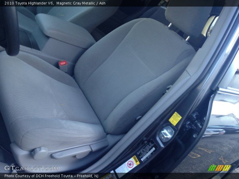 Magnetic Gray Metallic / Ash 2010 Toyota Highlander V6