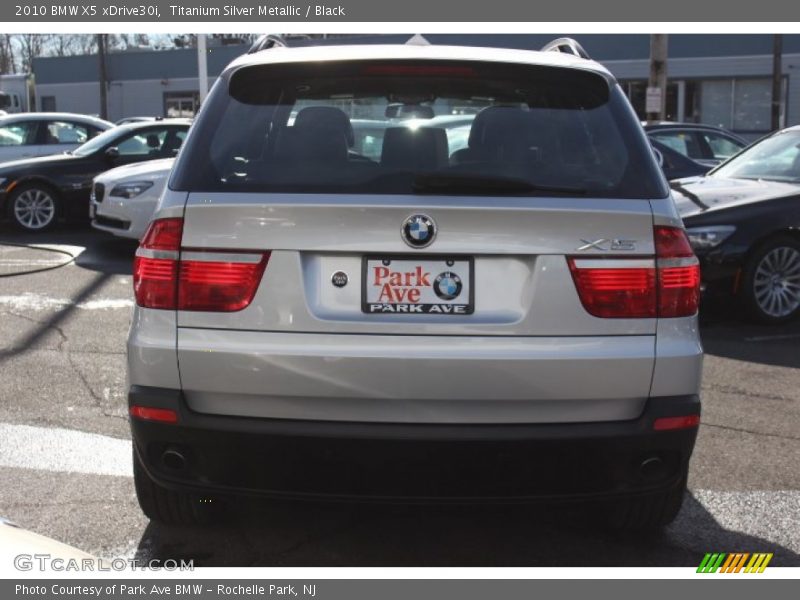 Titanium Silver Metallic / Black 2010 BMW X5 xDrive30i