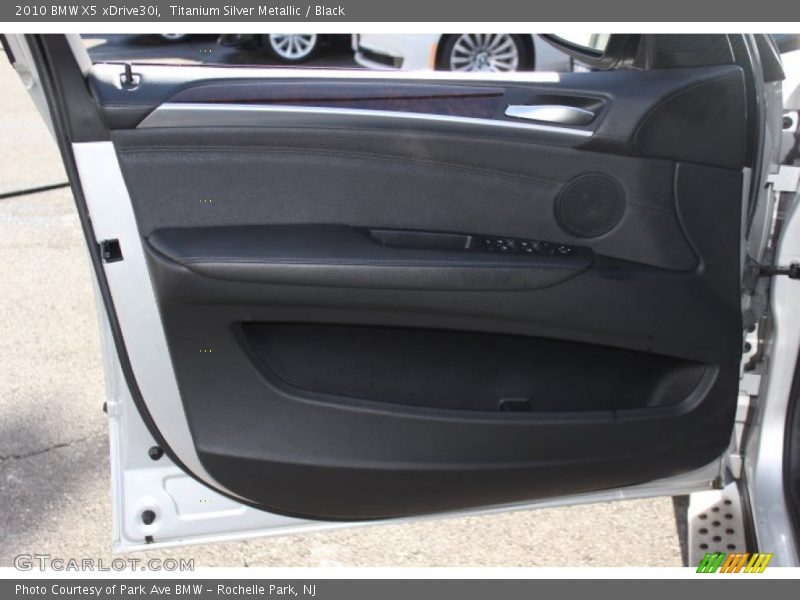Titanium Silver Metallic / Black 2010 BMW X5 xDrive30i