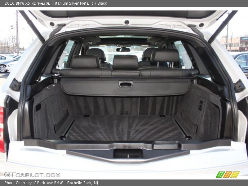 Titanium Silver Metallic / Black 2010 BMW X5 xDrive30i