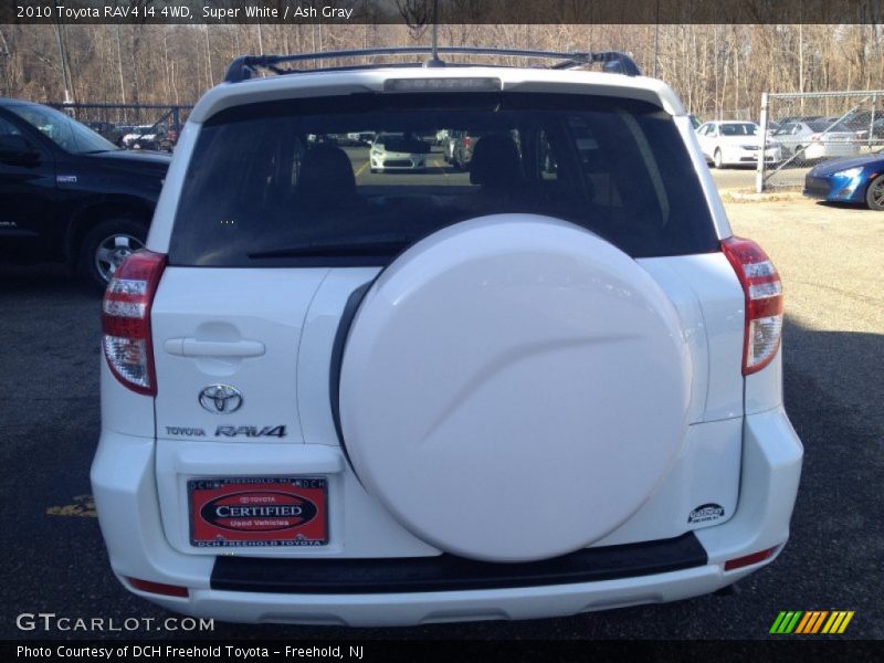 Super White / Ash Gray 2010 Toyota RAV4 I4 4WD