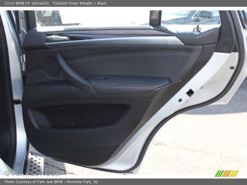 Titanium Silver Metallic / Black 2010 BMW X5 xDrive30i