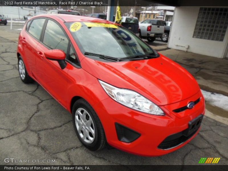 Race Red / Charcoal Black 2012 Ford Fiesta SE Hatchback